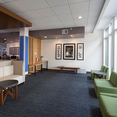 Holiday Inn Express & Suites Alpena - Downtown By Ihg Εξωτερικό φωτογραφία