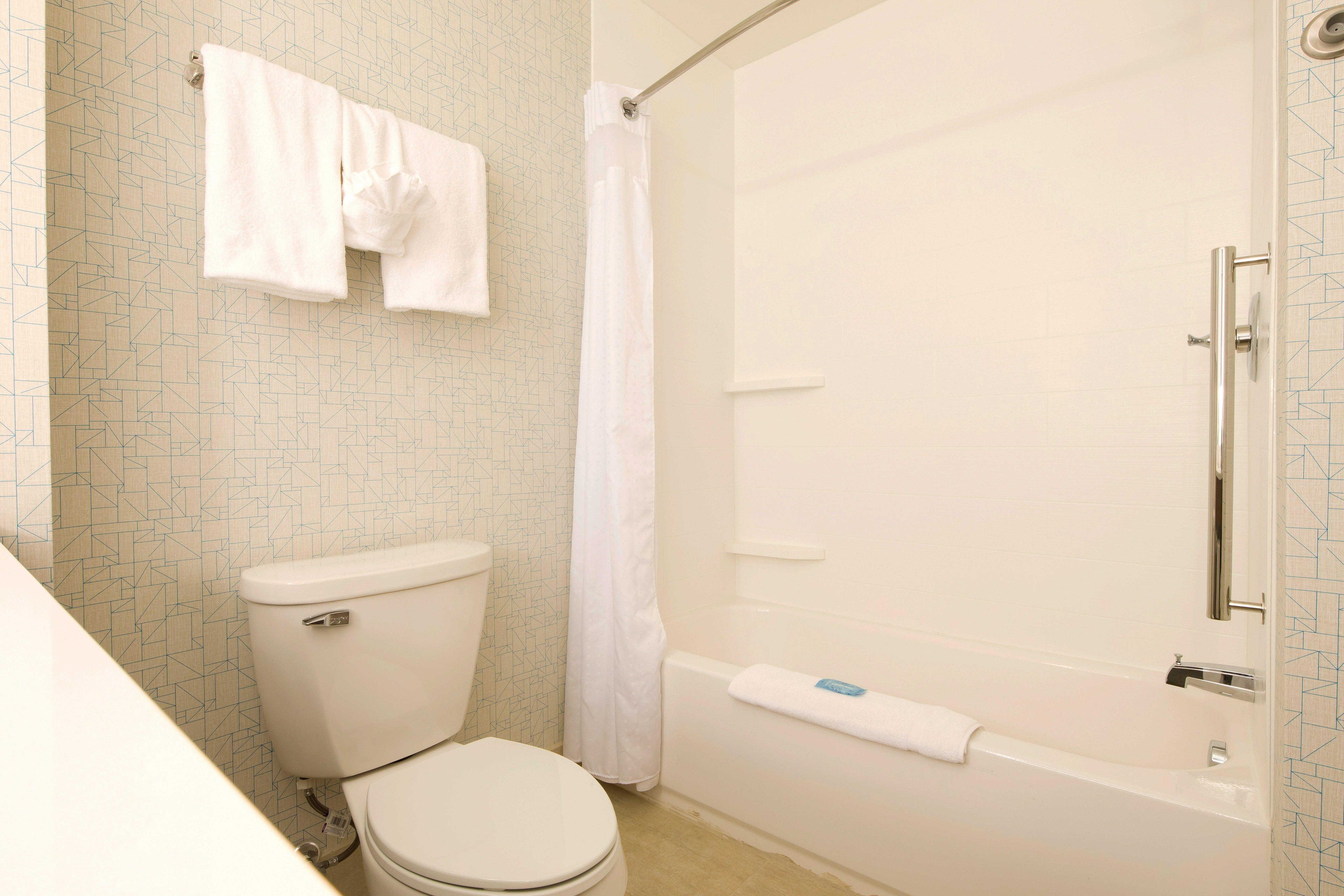 Holiday Inn Express & Suites Alpena - Downtown By Ihg Εξωτερικό φωτογραφία